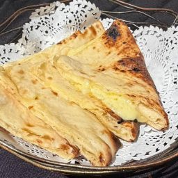 Cheese Naan