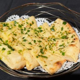 Cheese & Chilli Naan